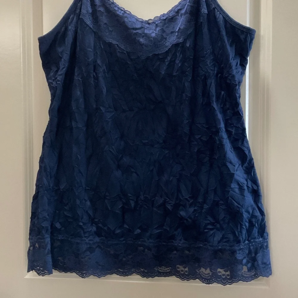 Maurice’s Women’s Dark Navy Lace Trim Crinkle Cami Size XXL - Picture 3 of 14